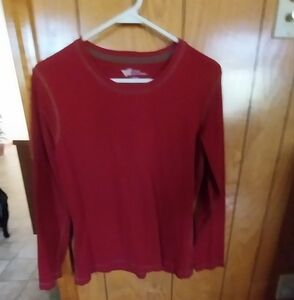 Red/rust Long Sleeve Top